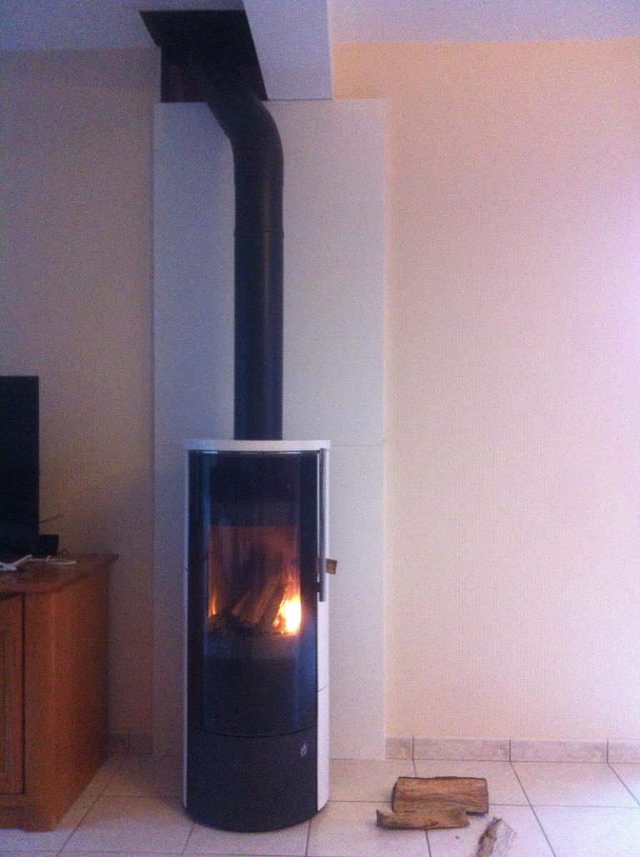 Installation d'un poêle à bois ROMOTOP Irun vue 3.jpg